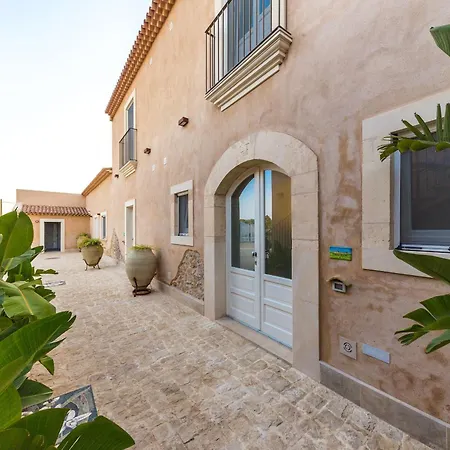 Casale Milocca 4*
