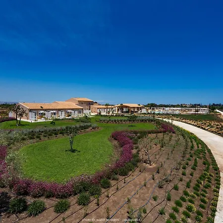 Casale Milocca Hotel 4*