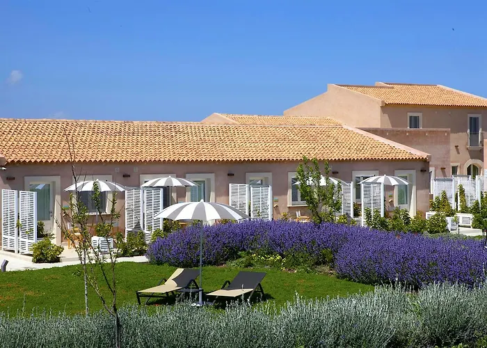 Casale Milocca Hotel 4*